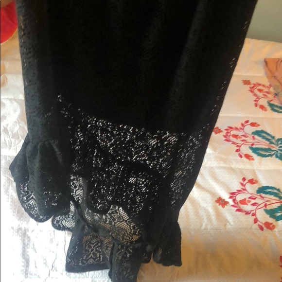 Lace maxi skirt - Picture 3 of 3